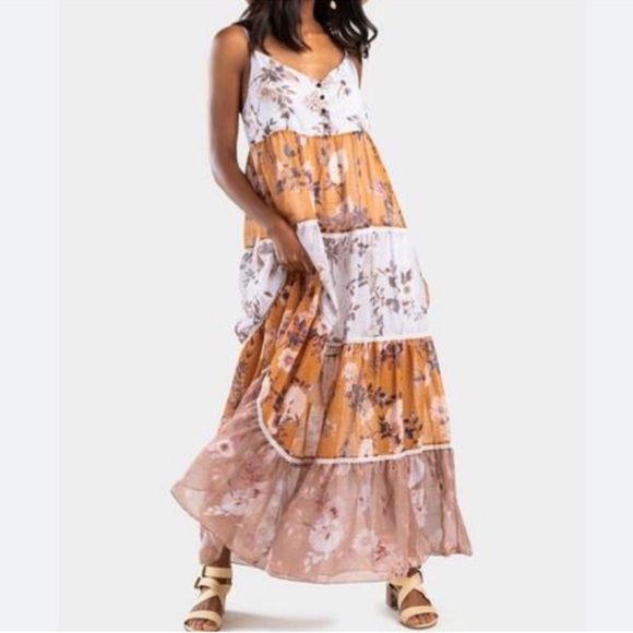 crimson Dresses & Skirts - NEW NWT | Crimson paityn floral front button down dress Bohemian Size Medium